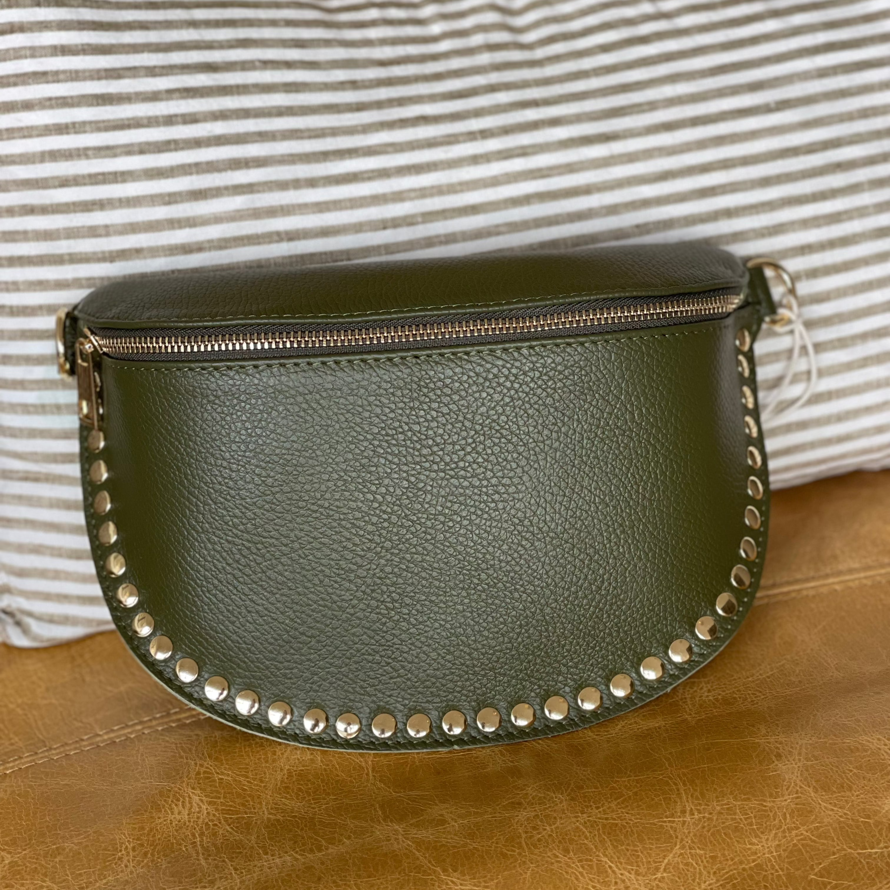 Isabel Leather Moonbag